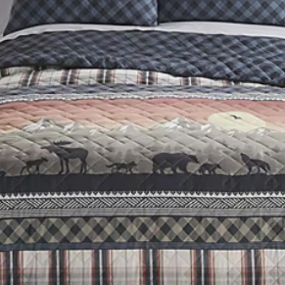 Country Lodge Bear Moose Printed King Quilt Set with Matching Tote Bag Cabin